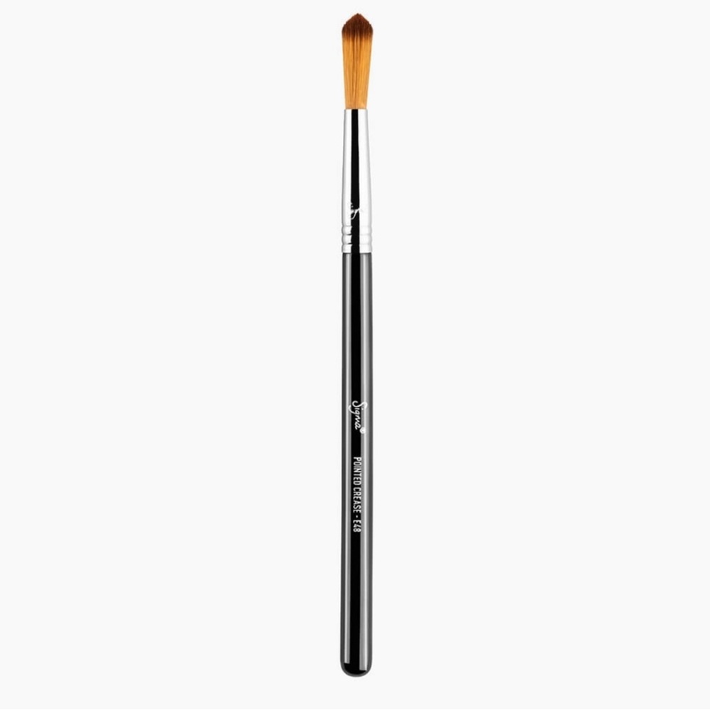 ✅E48 Sigma Beauty Pointed Crease Brush